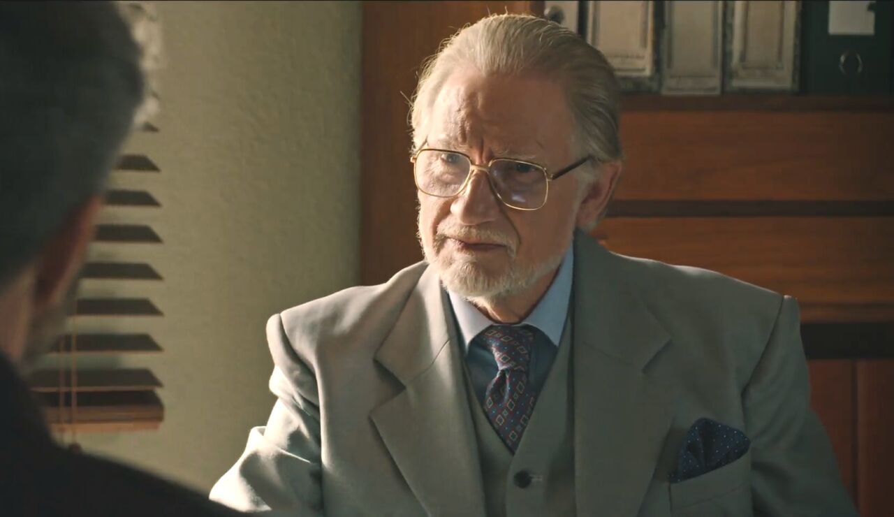 Dami&aacute;n aconseja a Andr&eacute;s que pase p&aacute;gina