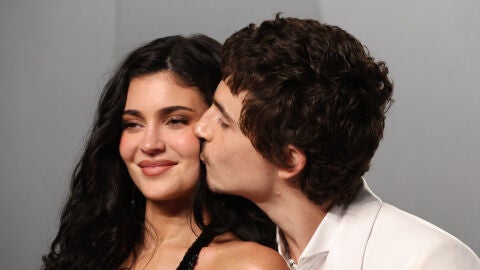 Kylie Jenner y Timothée Chalamet cariñosos en la fiesta de Vanity Fear