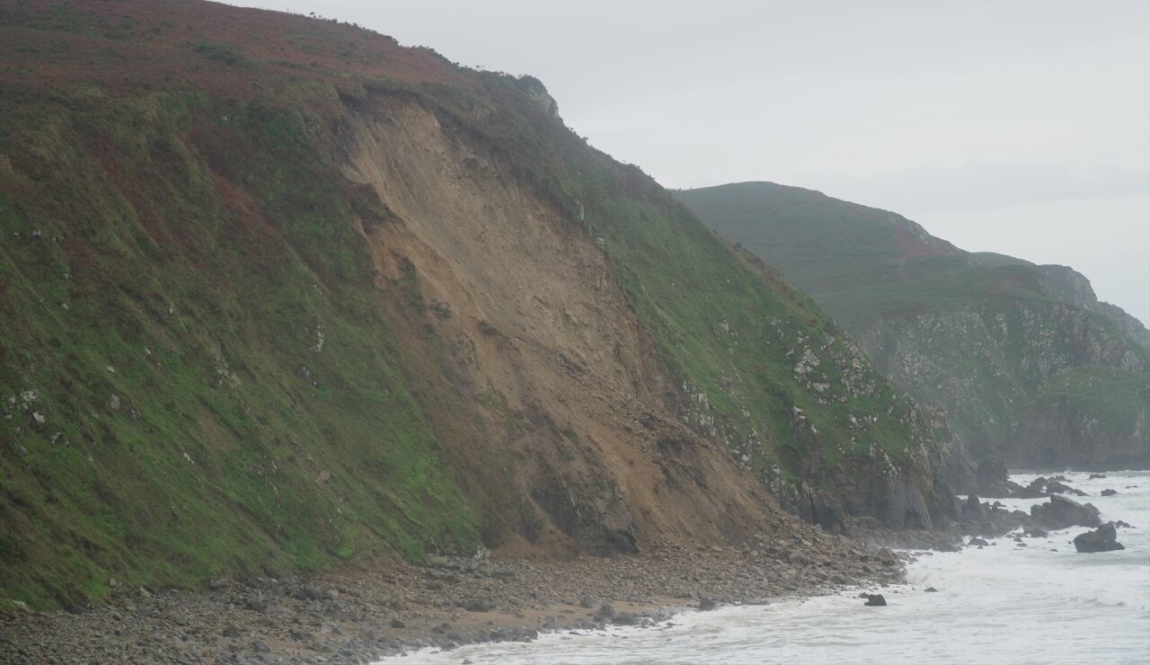 Imagen de archivo de un acantilado.