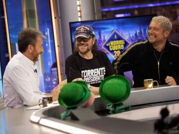 Santiago Segura y el Monaguillo juegan a adivinar la pel&iacute;cula con Trancas y Barrancas