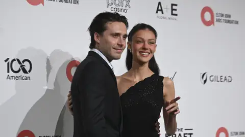 Brooklyn Beckham y Nicola Peltz en la post fiesta de los Óscar 2026 Brooklyn Beckham y Nicola Peltz en la post fiesta de los Óscar 2026