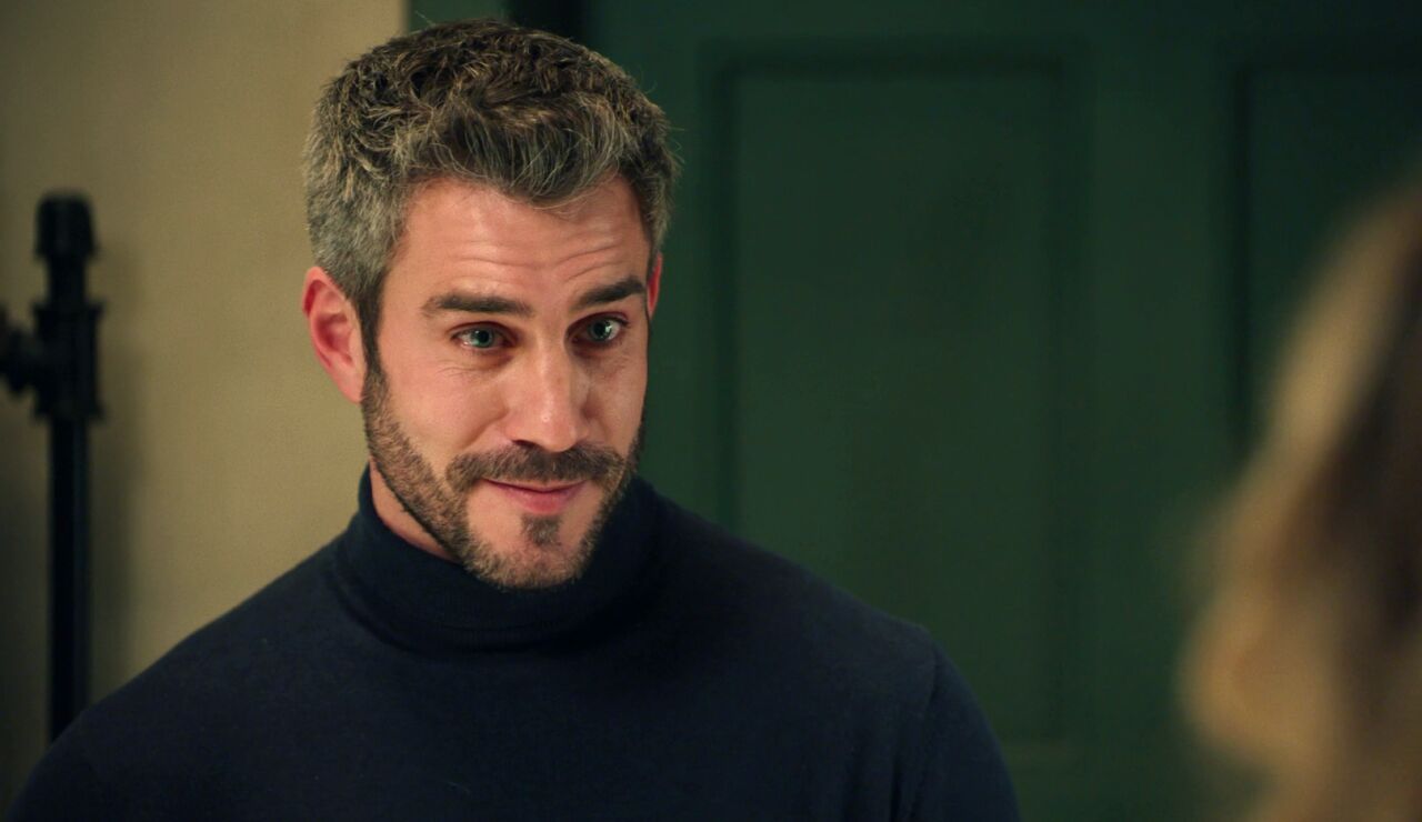 Andr&eacute;s le propone a Valentina ir juntos a una exposici&oacute;n&hellip; &iquest;aceptar&aacute;?