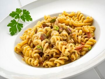 Espirales con salsa de pistachos