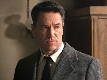 Gabriel cede al chantaje de Beatriz, pero la hace una advertencia: &ldquo;No pienso hacerte m&aacute;s favores&rdquo;