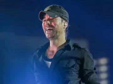 Enrique Iglesias Enrique Iglesias