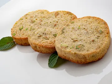 Galletas caseras de mantequilla con pistachos, de Karlos Arguiñano: "¡Más fácil, imposible!" Galletas caseras de mantequilla con pistachos, de Karlos Arguiñano: "¡Más fácil, imposible!"