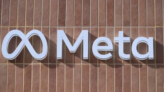 FILED - 03 March 2026, Spain, Barcelona: The logo of Facebook parent company Meta is attached to the trade fair stand with which Meta is advertising at the Mobile World Congress. Photo: Wolf von Dewitz/dpa03/03/2026 ONLY FOR USE IN SPAIN