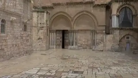 Cierra el Santo Sepulcro por el COVID Cierra el Santo Sepulcro por el COVID