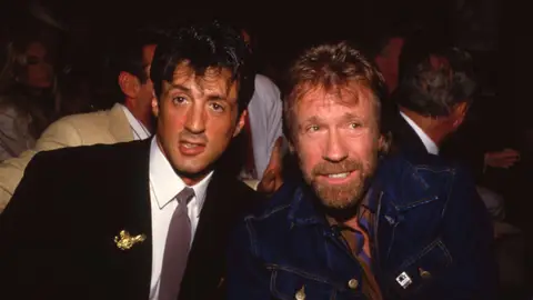 Sylvester Stallone y Chuck Norris en los años 80 Sylvester Stallone y Chuck Norris en los años 80