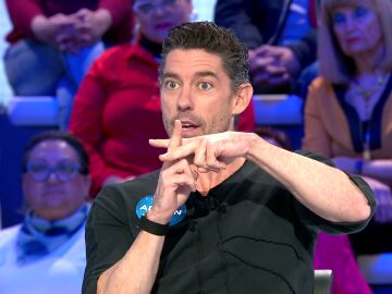 El pasado desconocido de Adri&aacute;n Lastra... &iexcl;con la nataci&oacute;n sincronizada!: as&iacute; lo recuerda en Pasapalabra