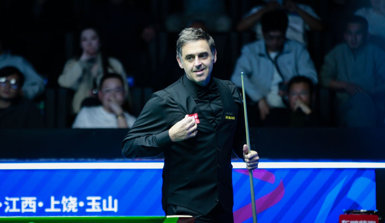 Ronnie O'Sullivan, en acci&oacute;n durante el World Open Snooker 2026 en el Yushan Sports Center