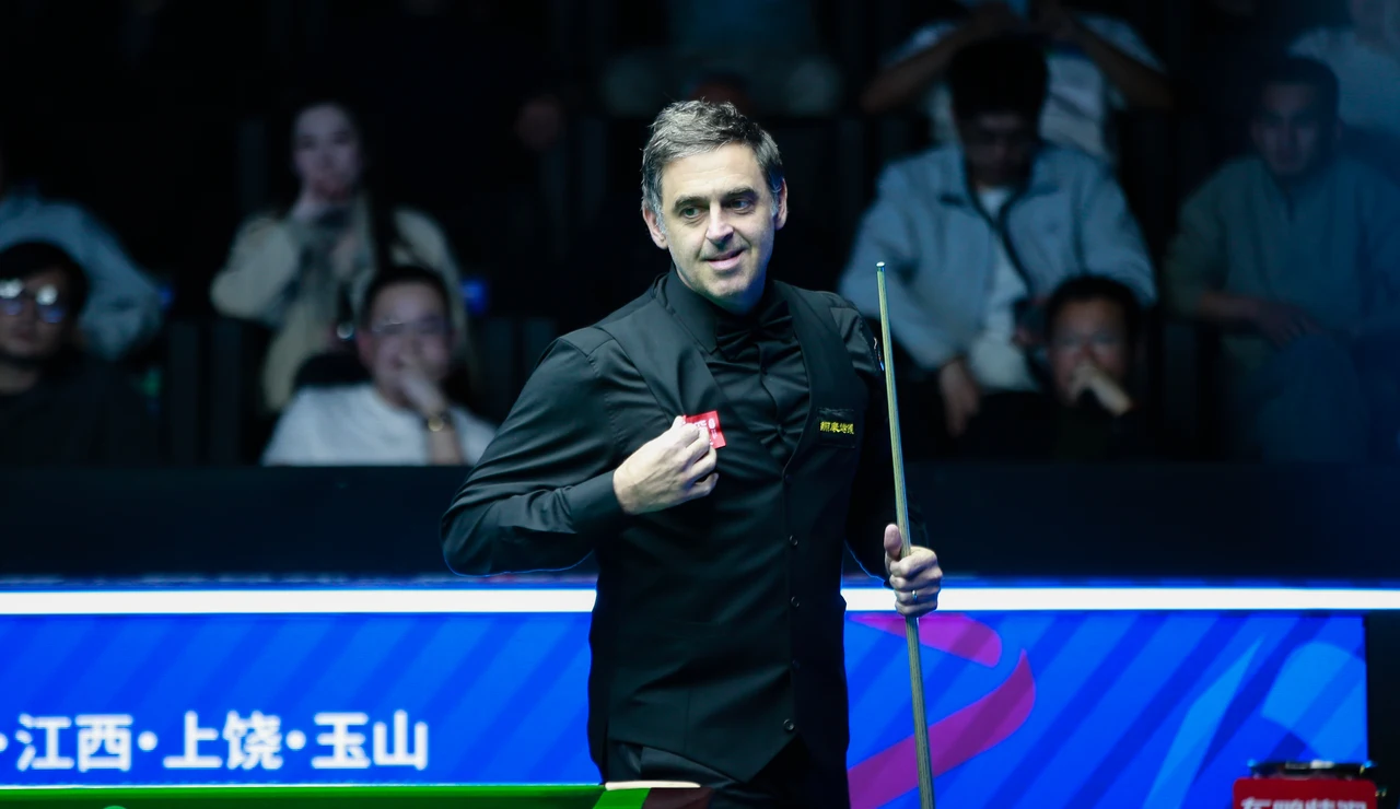Ronnie O'Sullivan, en acción durante el World Open Snooker 2026 en el Yushan Sports Center