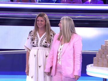 Mar&iacute;a Jose y Nuria, concursantes de Atrapa un mill&oacute;n