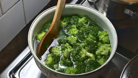 Hervir brócoli Hervir brócoli