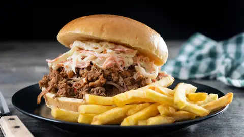 Hamburguesa de pulled pork Hamburguesa de pulled pork