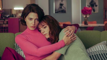 B&aacute;rbara Lennie y Vicky Luengo en Amarga Navidad