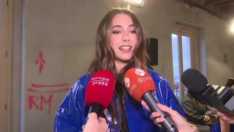 Blanca Suarez hablando con la prensa Blanca Suarez hablando con la prensa