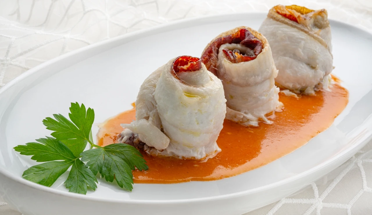 Popietas de gallo con jamón, de Karlos Arguiñano: "Un plato de categoría con salsa rosa"