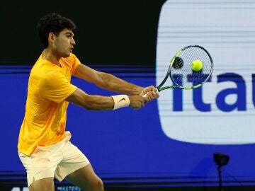 Alcaraz durante el partido ante Fonseca en Miami