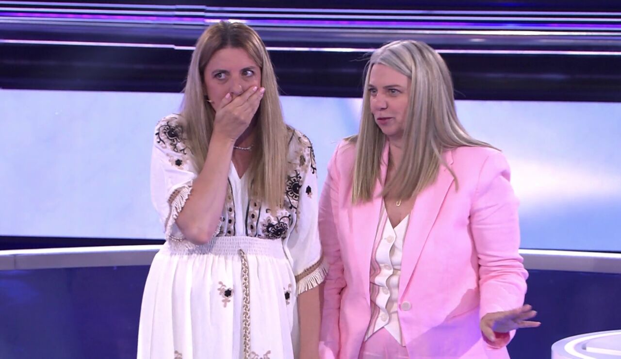 Mar&iacute;a Jose y Nuria, concursantes de Atrapa un mill&oacute;n