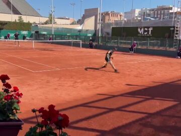 El surrealista punto de Jaime Alcaraz para ganar un t&iacute;tulo en Murcia: &iexcl;es clavado a Carlos!