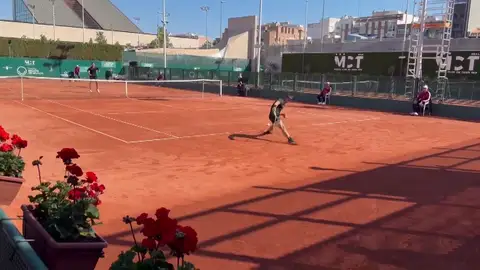 El surrealista punto de Jaime Alcaraz para ganar un título en Murcia: ¡es clavado a Carlos! El surrealista punto de Jaime Alcaraz para ganar un título en Murcia: ¡es clavado a Carlos!