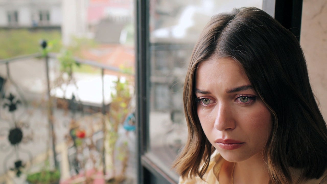 Ferit intenta alejar a Seyran para salvar su futuro con Diyar