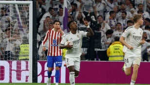 Vin&iacute;cius celebra un gol ante el Atl&eacute;tico de Madrid