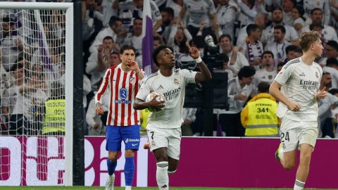 Vin&iacute;cius celebra un gol ante el Atl&eacute;tico de Madrid