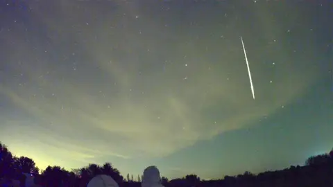 Meteorito detectado. Meteorito detectado.
