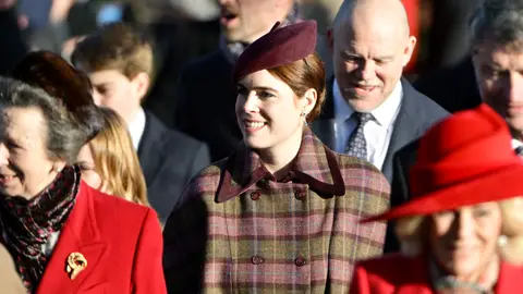 Eugenia de York en la misa de Navidad Eugenia de York en la misa de Navidad