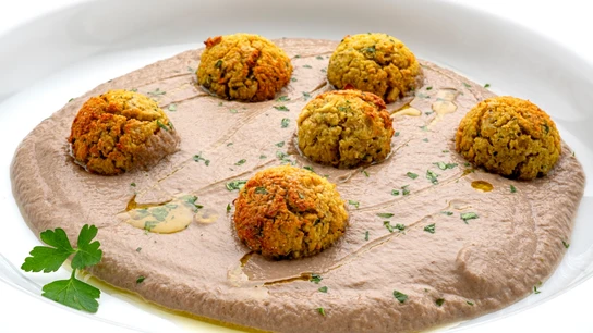 Falafel con crema de setas Falafel con crema de setas