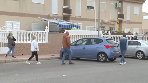 Los vecinos del padre que asesinó a su hija en Torrevieja Antena 3 Noticias