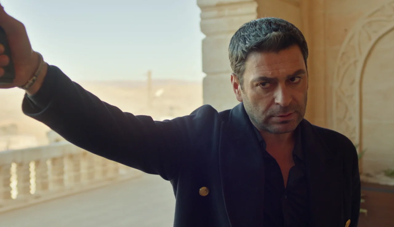 Avance de En tierra lejana