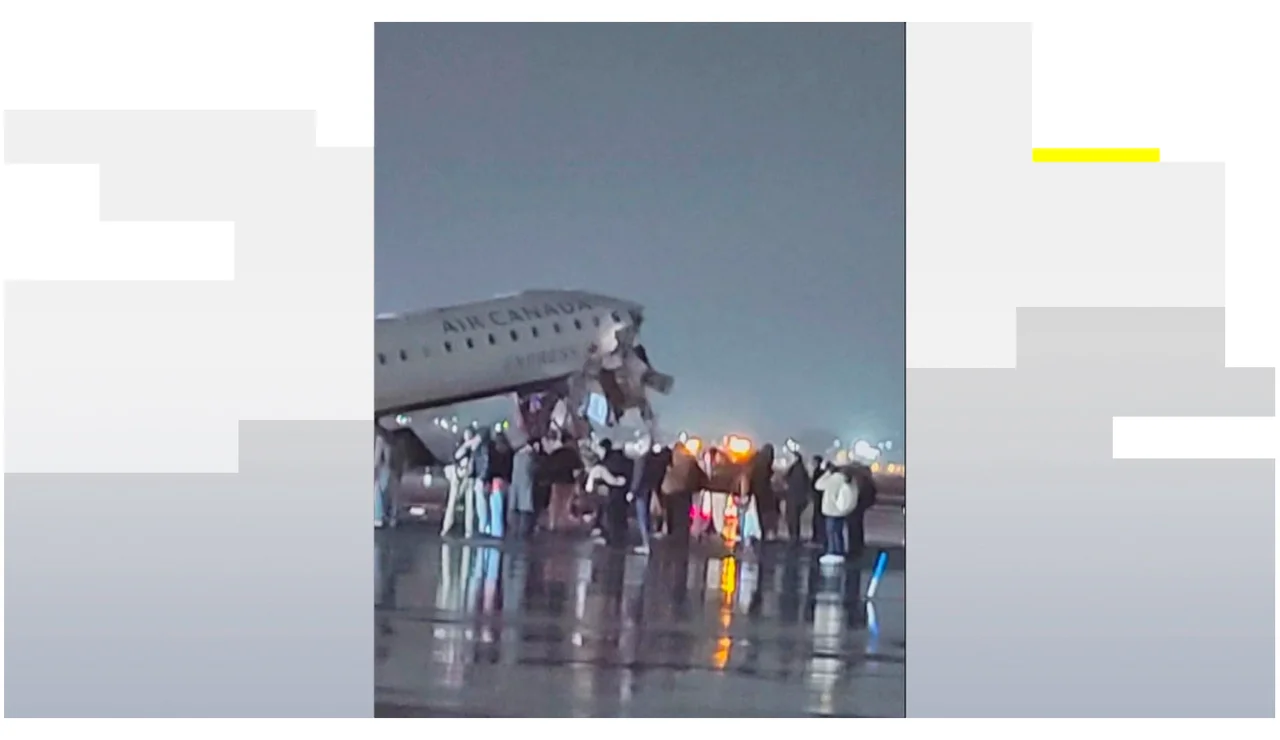 Avión estrellado contra un camión de bomberos en Nueva York