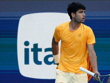 Carlos Alcaraz, tras un punto ante Korda