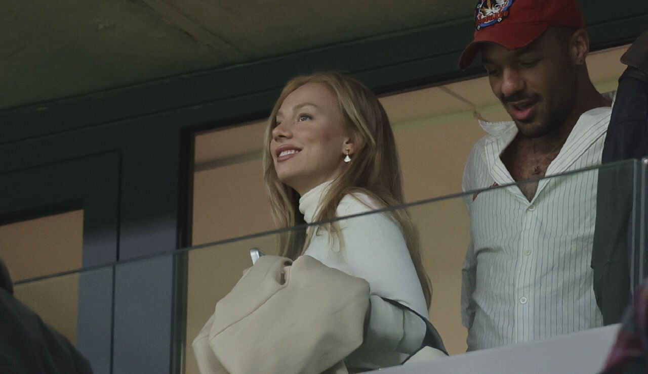 Ester Exp&oacute;sito en un palco del Santiago Bernab&eacute;u