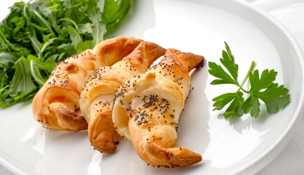 Mini cruasanes de salm&oacute;n y queso, de Argui&ntilde;ano: "Os animo a hacer esta receta porque es flipante"