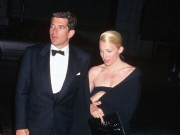 JFK Jr. y Carolyn Bessette