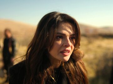 &ldquo;&iexcl;Deja al ni&ntilde;o en paz!&rdquo;: Alya se interpone entre Sadakat cuando intenta ense&ntilde;ar a disparar al peque&ntilde;o