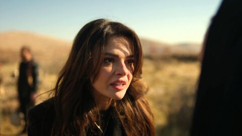 &ldquo;&iexcl;Deja al ni&ntilde;o en paz!&rdquo;: Alya se interpone entre Sadakat cuando intenta ense&ntilde;ar a disparar al peque&ntilde;o