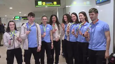 Las 5 medallas mundiales de atletismo ya están en España: Las 5 medallas mundiales de atletismo ya están en España: