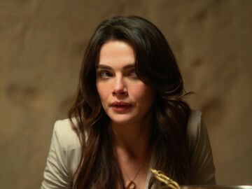 &ldquo;&iexcl;Est&aacute; riqu&iacute;sima!&rdquo;: Cihan se rinde ante los encantos de Alya en la cocina