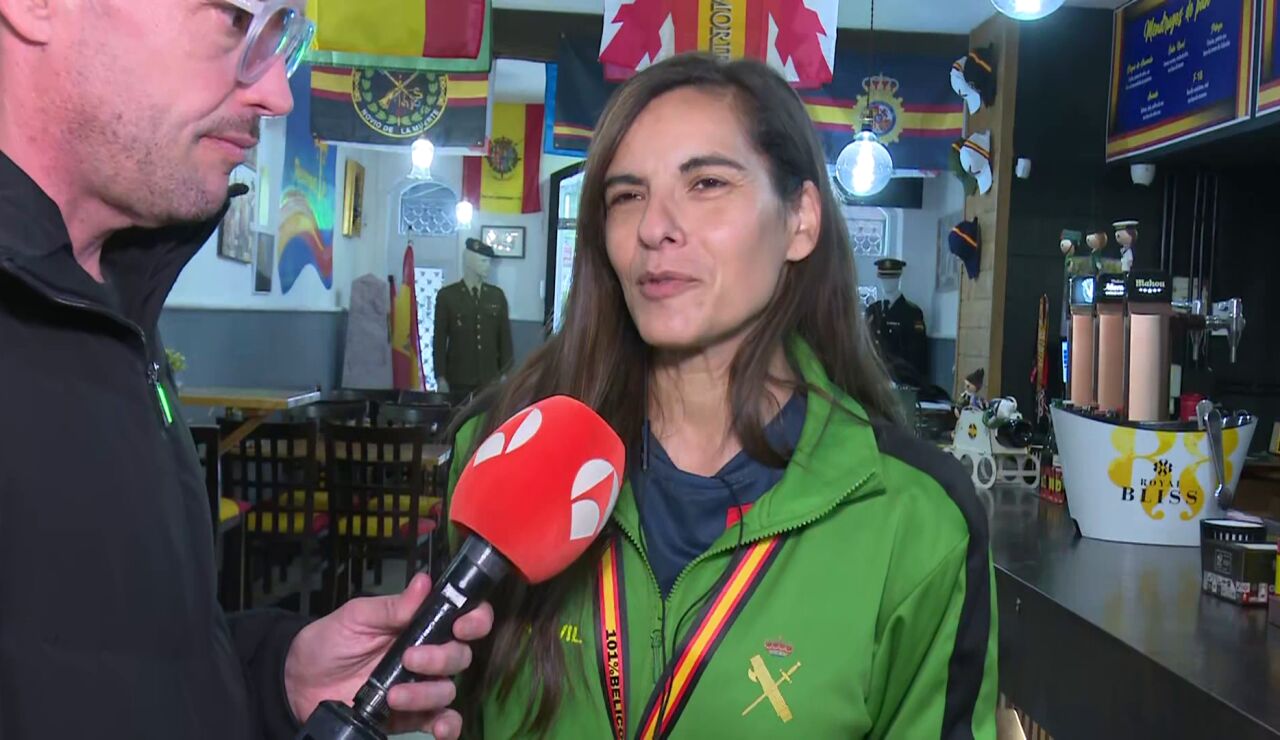 Imagen due&ntilde;a bar facha 