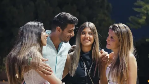 El miedo a envejecer de Susana Saborido y el sueño cumplido de Joaquín con Jennifer López en el último programa de El capitán en Japón El miedo a envejecer de Susana Saborido y el sueño cumplido de Joaquín con Jennifer López en el último programa de El capitán en Japón