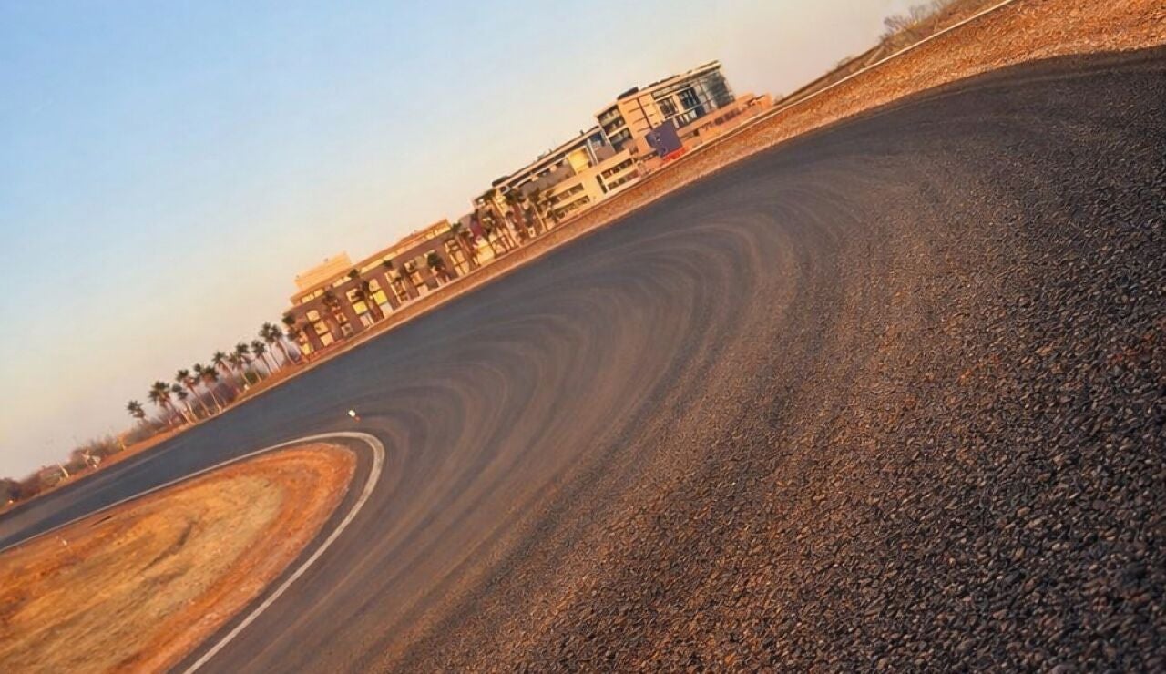 Detalle de 'La Monumental', la ic&oacute;nica curva de Madring