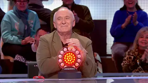 2-triquiñuela 2-triquiñuela