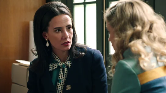 Cloe busca consuelo en Valentina tras su ruptura: “Marta me ha desarmado por completo” Cloe busca consuelo en Valentina tras su ruptura: “Marta me ha desarmado por completo”