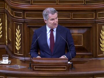 La r&eacute;plica de Feij&oacute;o a S&aacute;nchez en el Congreso: "Ah&oacute;rrese los sermones, no vamos a elegir entre la guerra y sus gobiernos"