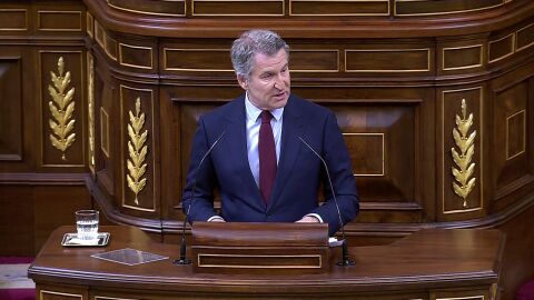 La r&eacute;plica de Feij&oacute;o a S&aacute;nchez en el Congreso: "Ah&oacute;rrese los sermones, no vamos a elegir entre la guerra y sus gobiernos"